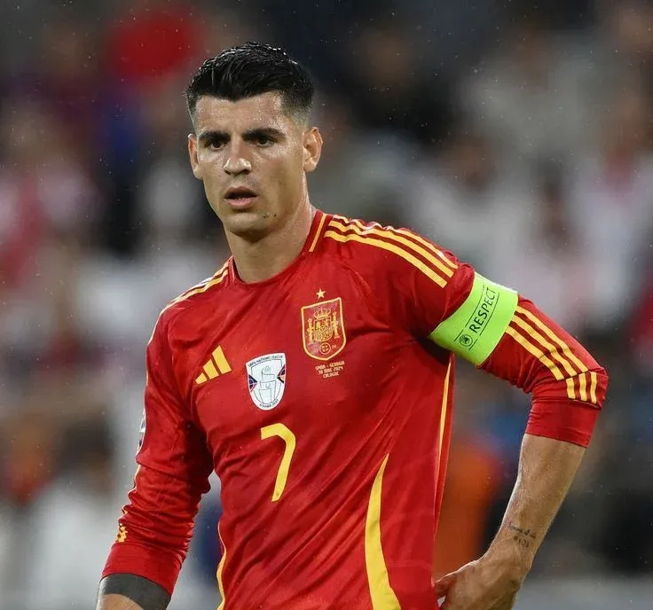 Álvaro Morata, capitán de la selección española de fútbol, en un partido.